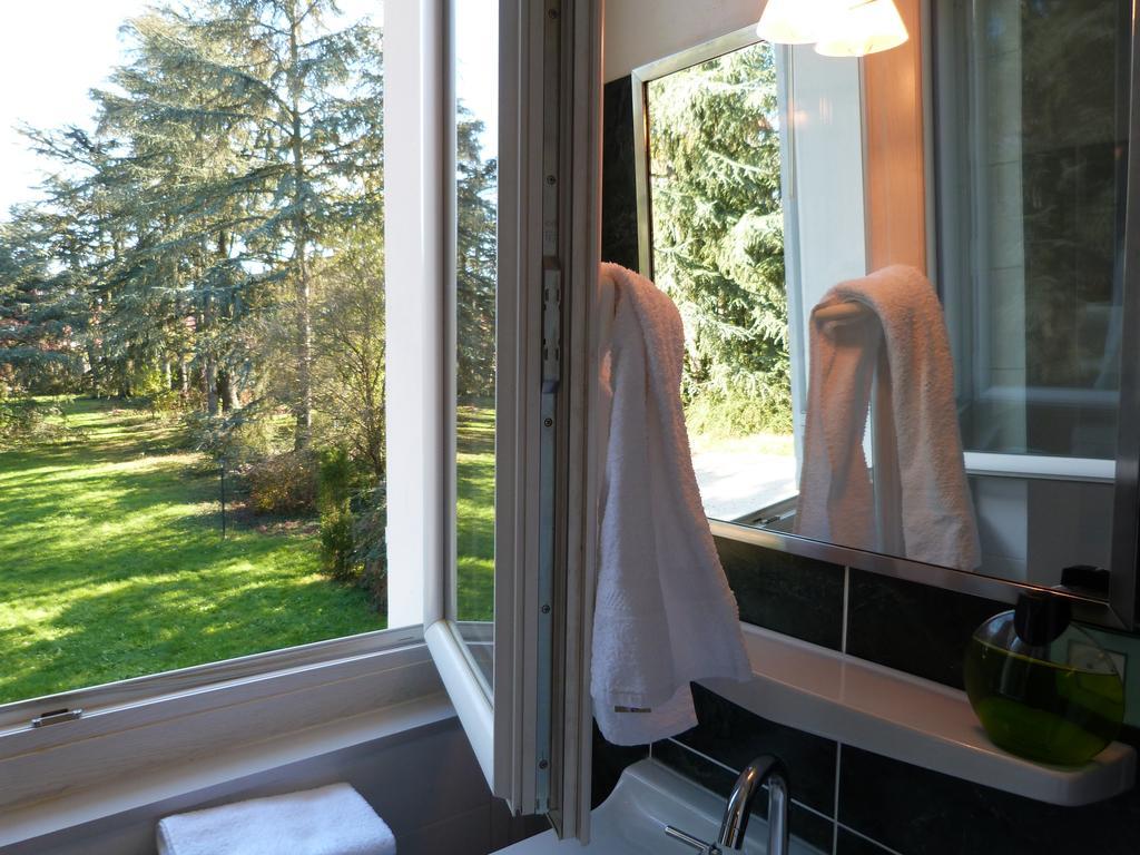 La Maison De Roussille Bed and Breakfast Francheville  Habitación foto