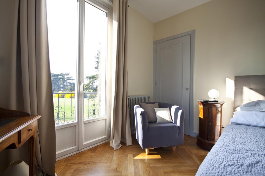 La Maison De Roussille Bed and Breakfast Francheville  Habitación foto